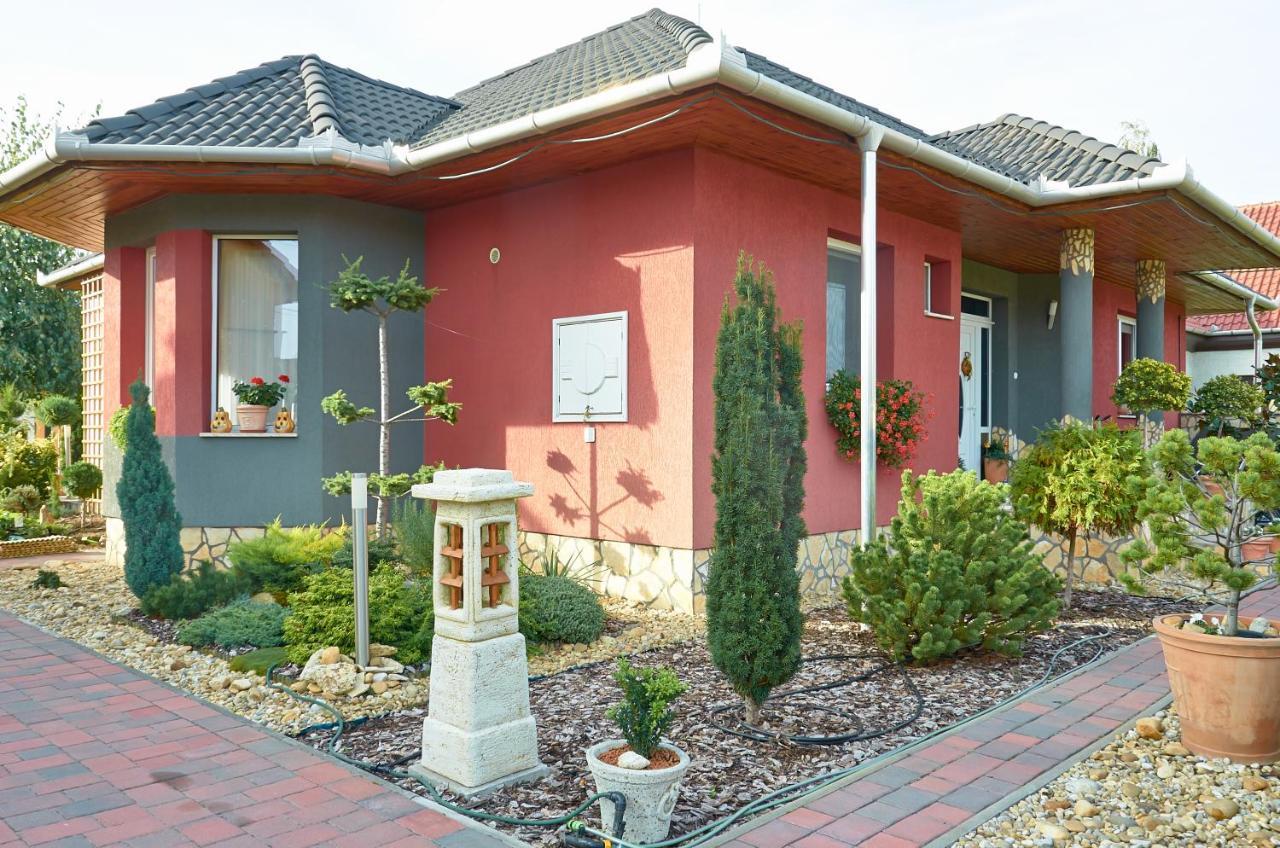 Homokhati Apartman Mórahalom Εξωτερικό φωτογραφία